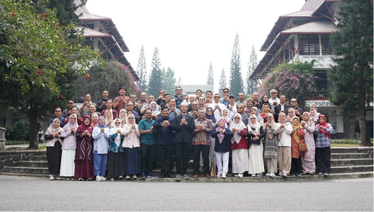 Perkuat Kepemimpinan Transformasional dan Tata Kelola Perguruan Tinggi, Pimpinan Fakultas Teknik UNISMA Ikuti FDTI Deans’ Course VIII 2026 di ITB